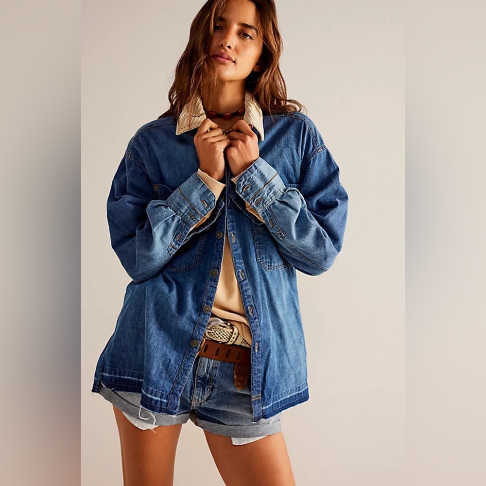 NWT We The Free Highland Hiker Top